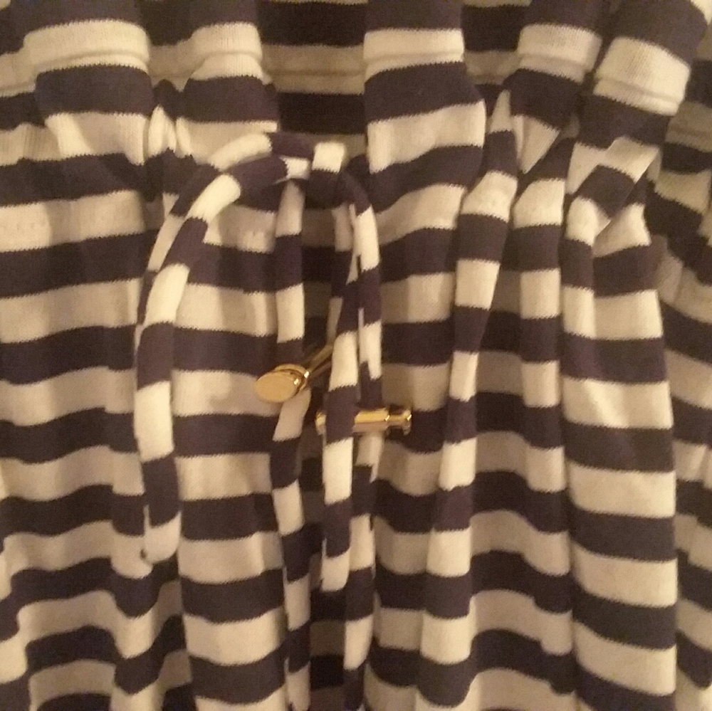 H&M Casuel Dress - Picture 3 of 8
